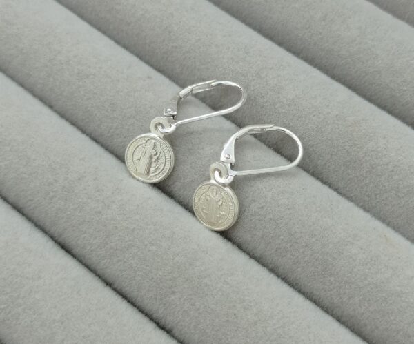 Aretes San Benito